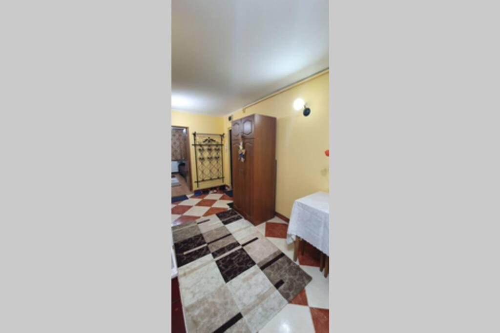 Ale'S Apartment Sighisoara Ngoại thất bức ảnh